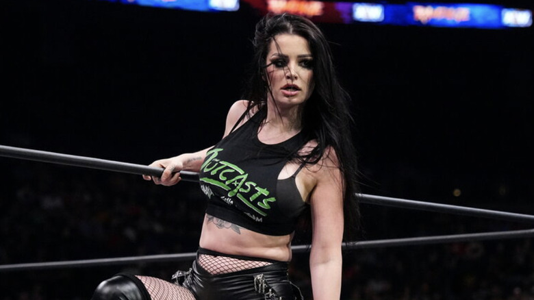 Saraya wrestling