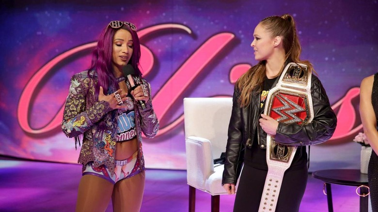 sasha-banks-ronda-rousey-wwe