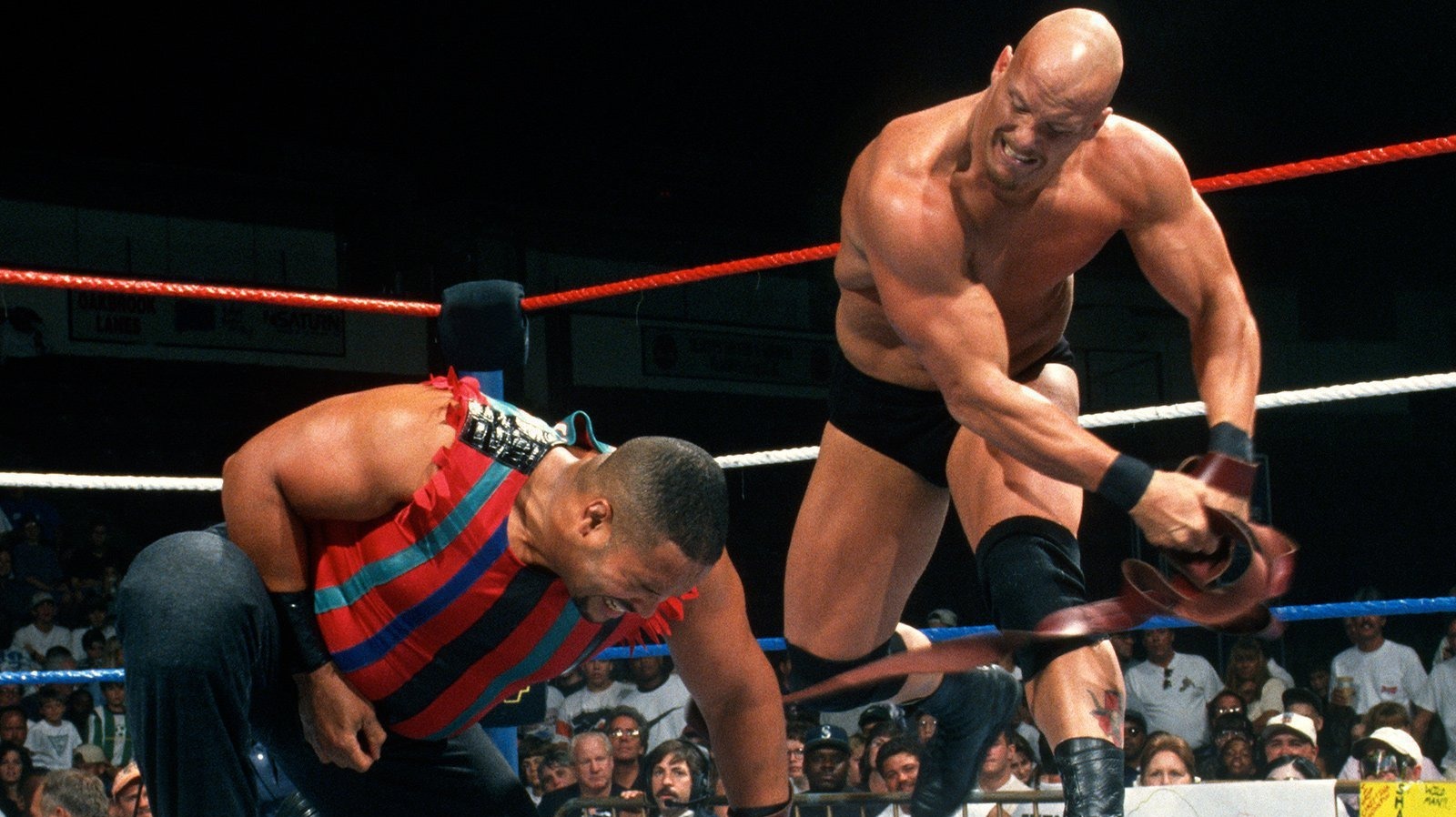 Savio Vega Recalls Infamous WWE 'Lights Out' Match With Steve Austin - Vimarsana News