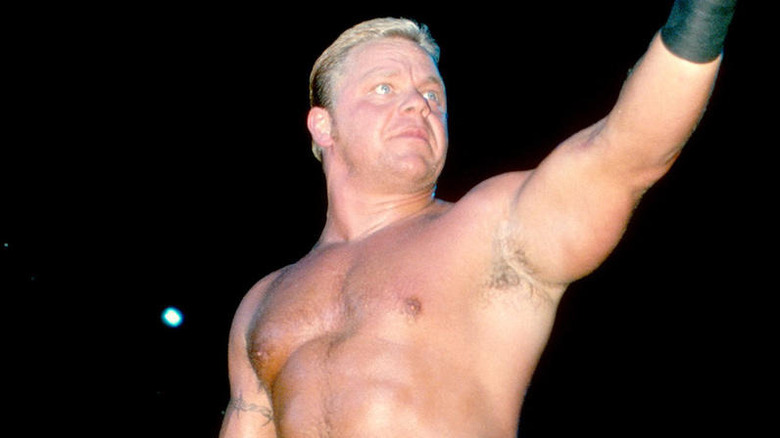 Shane Douglas pointing out to the fans