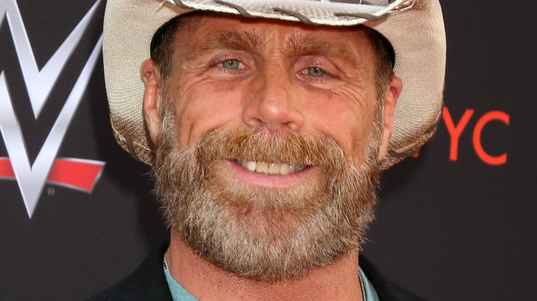 shawn michaels wearing cowboy hat