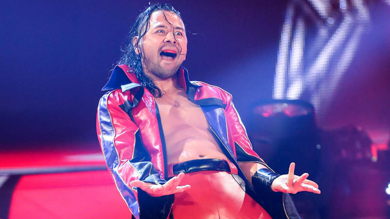 Shinsuke Nakamura makes taunting gesture