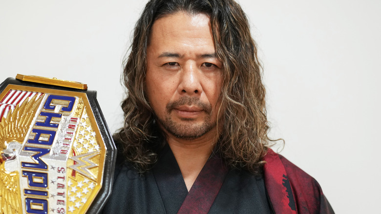 Shinsuke Nakamura holding the WWE United Sstates Championship