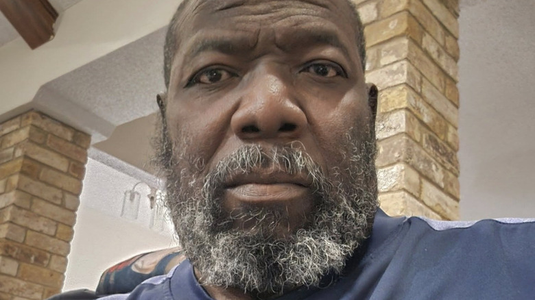 Self-shot photo of Robert Horne