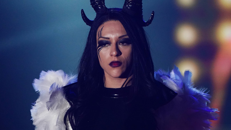 Stephanie Vaquer wearing black horns on her head