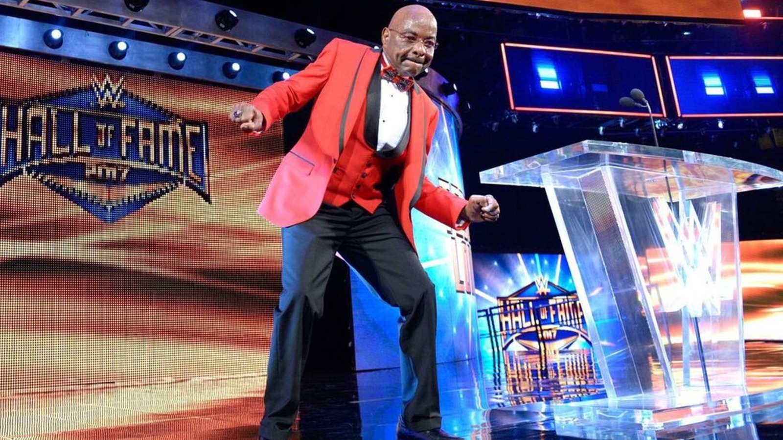 Teddy Long Remembers Night He Was Named WWE SmackDown GM