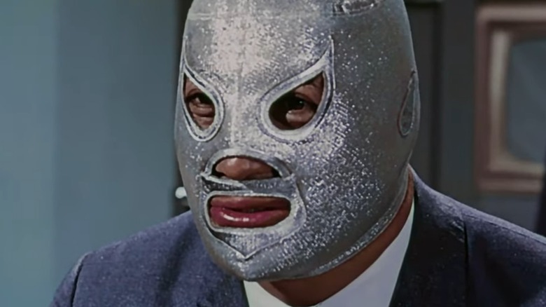 El Santo looks forward