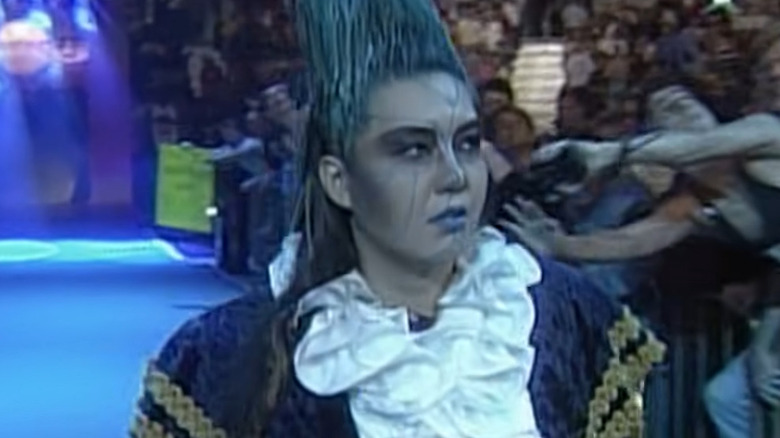 Nakano making her entrance