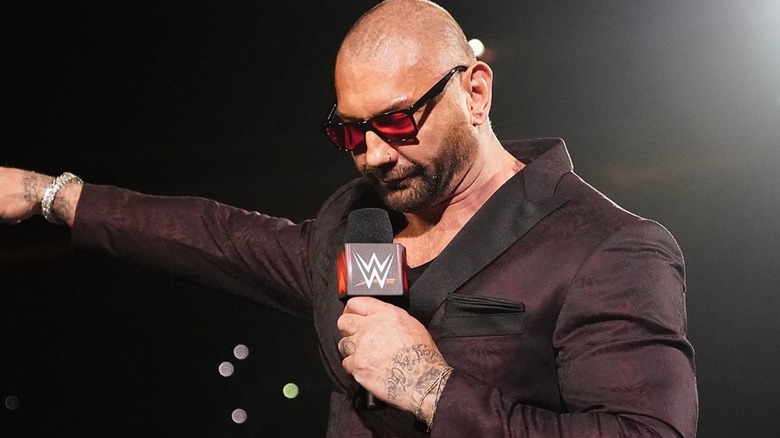 Dave Bautista pointing 