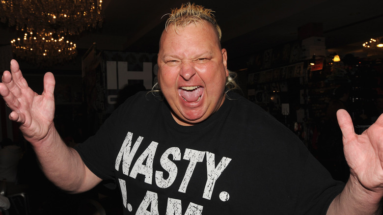 Brian Knobbs posing