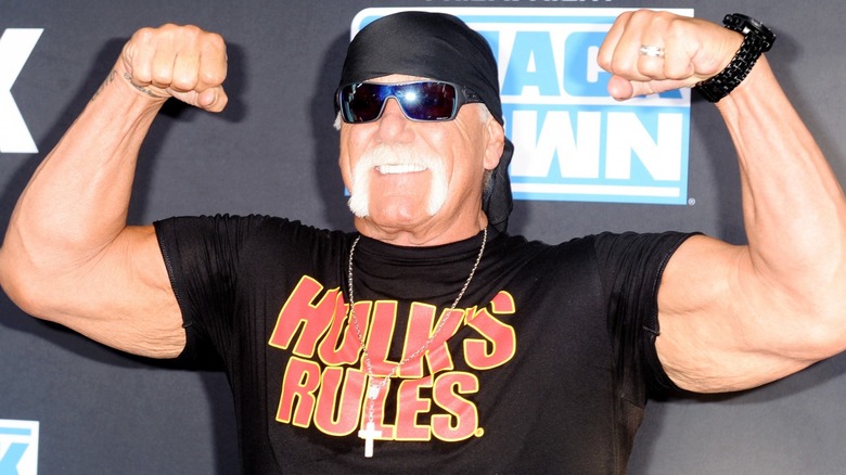 Hulk Hogan smiling and flexing