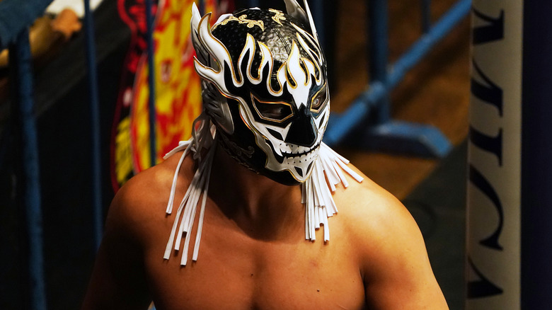 El Desperado walking ringside at an NJPW event