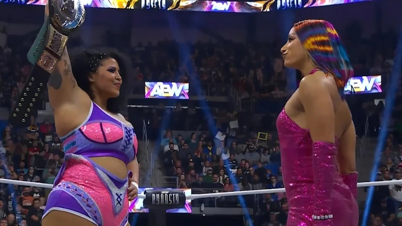 Thunder Rosa Assesses Fan Support In Willow Nightingale & Mercedes Mone's AEW Feud