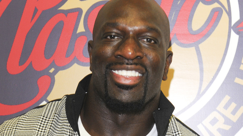 Titus O'Neil at a basketball game