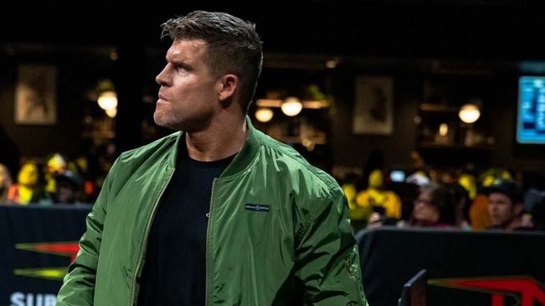 Steve Maclin with TNA fans in the background