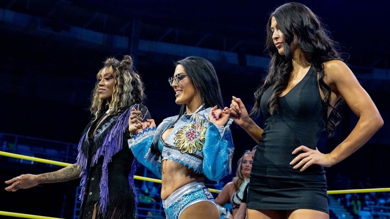 Tessa Blanchard and the Diamond Collective on TNA Impact