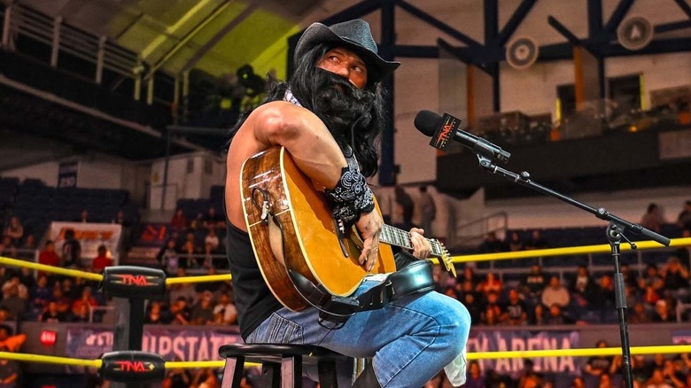 Kazarian disguises himself as Elijah for a concert