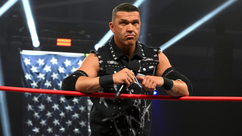 Kazarian in the ring