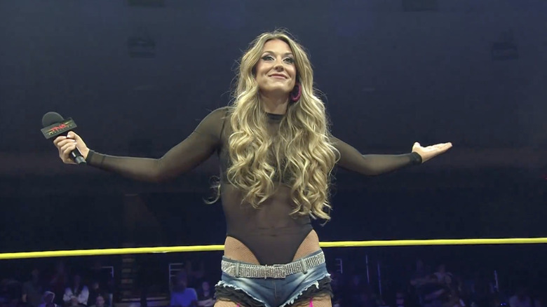 Terrell standing in the ring