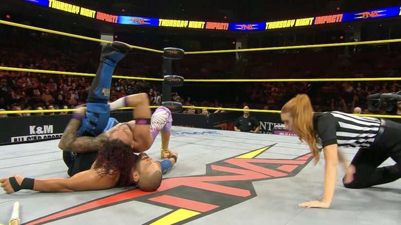 Navarro pinning Eddie