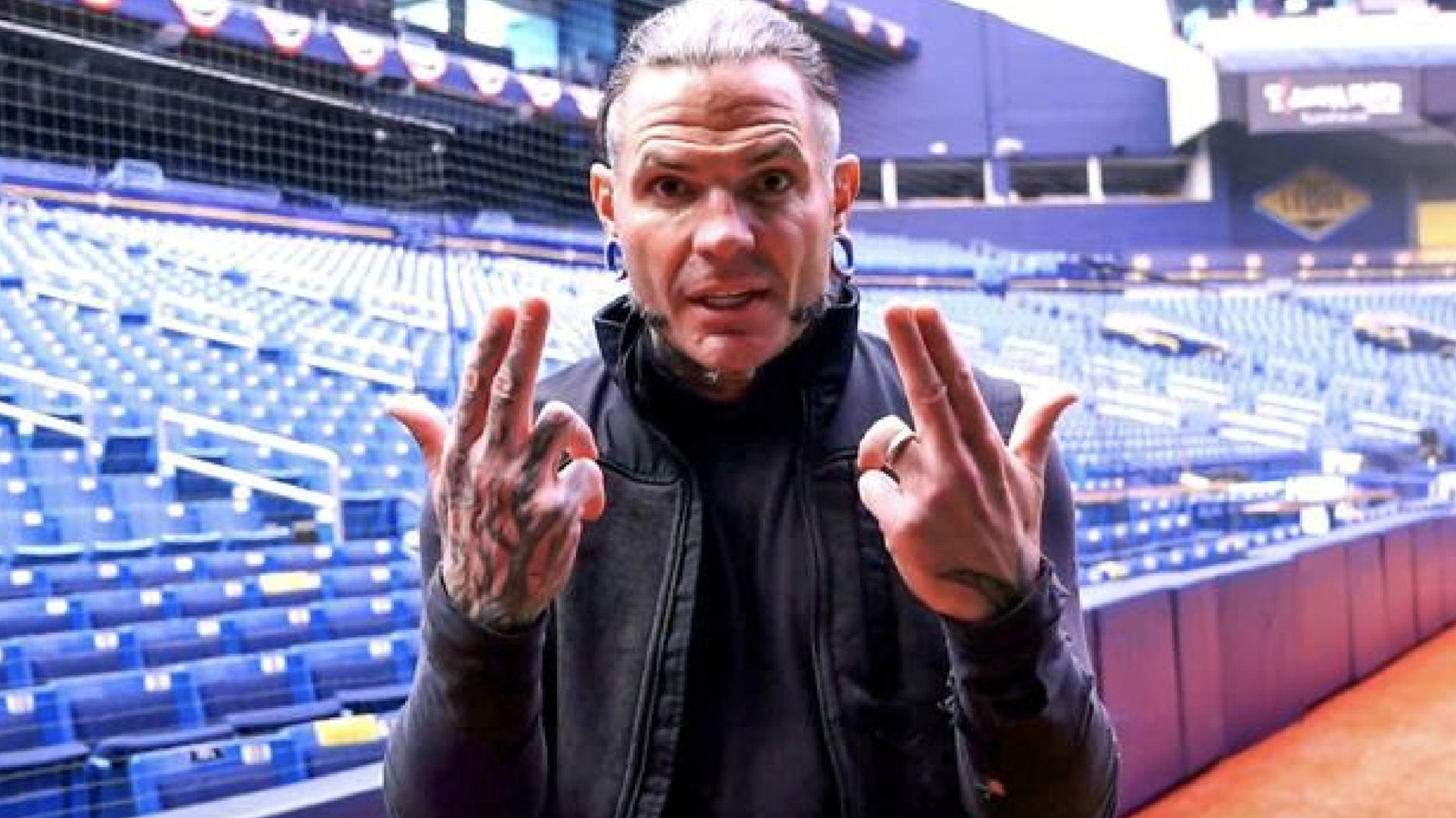 Jeff Hardy faces Nic Nemeth for TNA world title tonight
