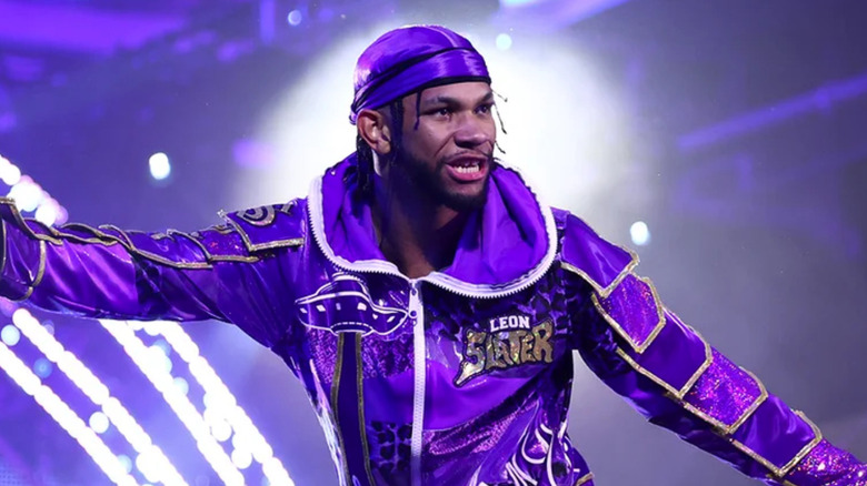 Leon Slater wearing purple ring gear