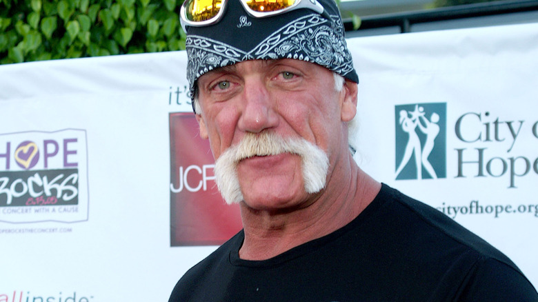 Hulk Hogan wearing sunglasses on his head