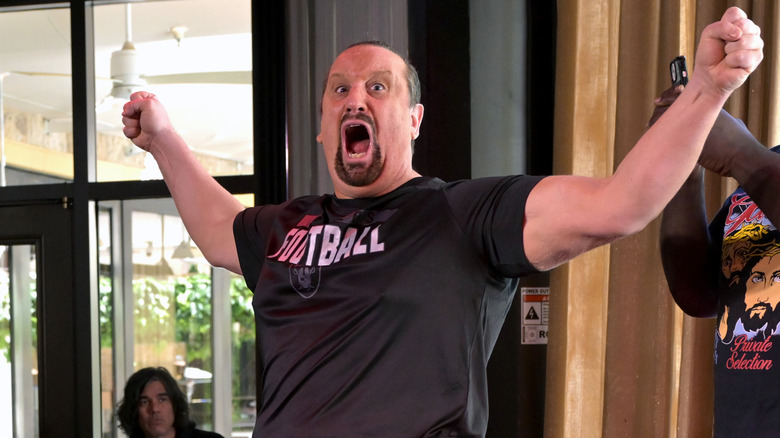 Tommy Dreamer posing at an event