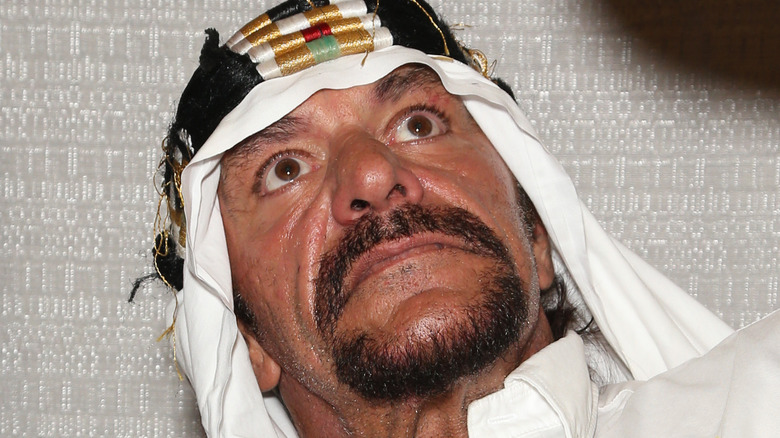Sabu looking up