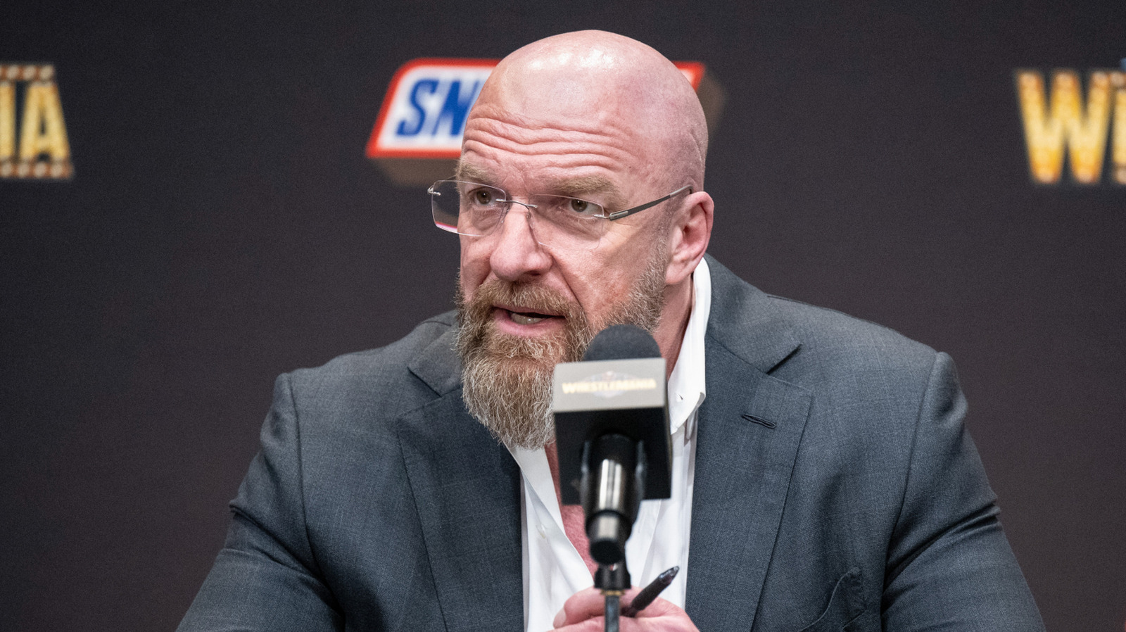 Triple H Opens Up About Training Floyd Mayweather For WWE WrestleMania 24 Match