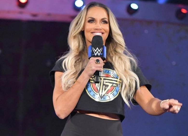 trish-stratus-smiling-as-she-walks-to-the-ring