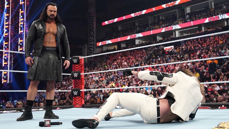 Drew McIntyre Stares Down Seth Rollins On WWE Raw