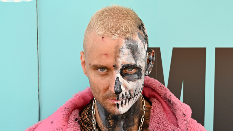 Darby Allin in full get up at San Diego Comic-Con