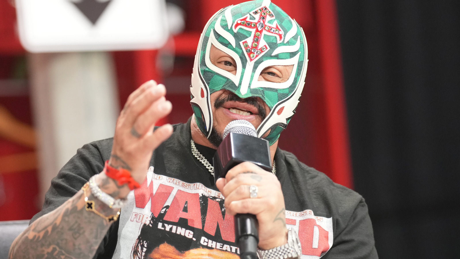 https://www.wrestlinginc.com/img/gallery/update-on-the-health-status-of-wwe-star-rey-mysterio/l-intro-1760117835.jpg