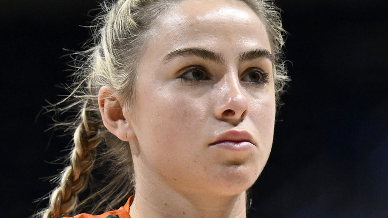 Hanna Cavinder on basketball court