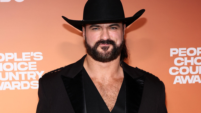 Drew McIntyre wearing a cowboy hat