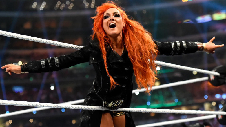 Becky Lynch posing in the ring 