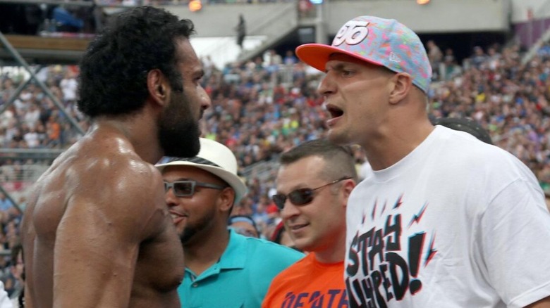 Rob Gronkowski faces off against Jinder Mahal before hopping the barricade at WrestleMania 33.