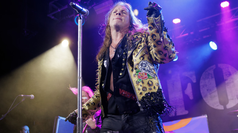 Chris Jericho singing