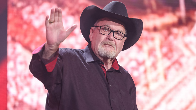 Jim Ross waving his hand
