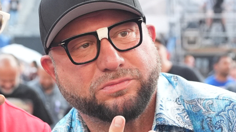bully ray giving the 3d sign