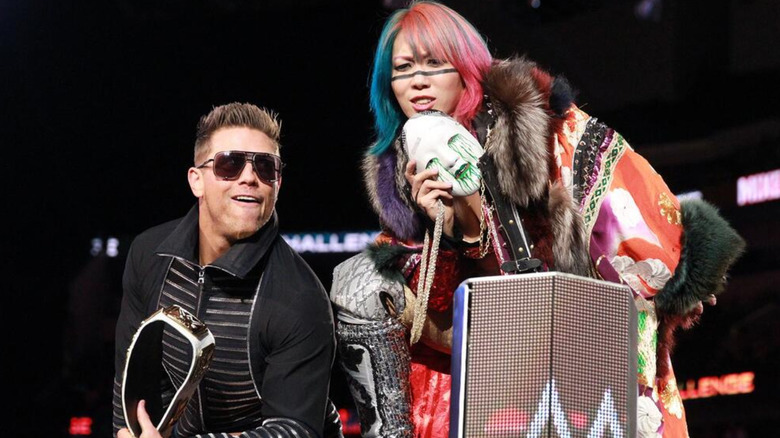 The Miz and Asuka posing before their tag match