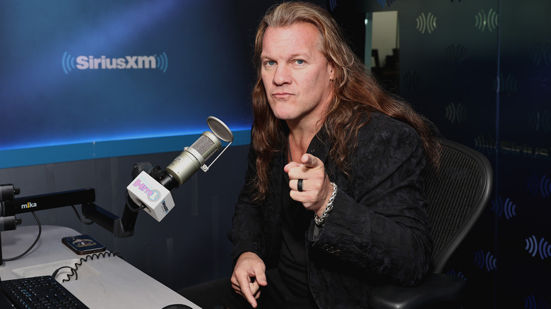 Chris Jericho pointing