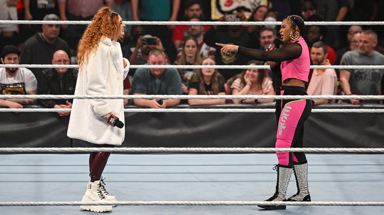 Raw 2-21-2022 Becky Lynch and Bianca Belair