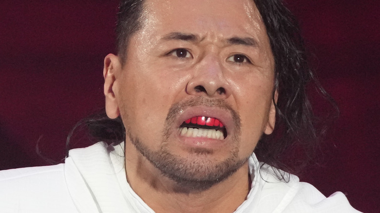 Shinsuke Nakamura posing