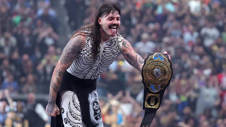 Dominik Mysterio wins the Intercontinental Championship