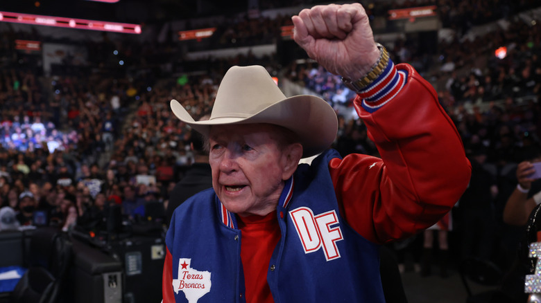WWE Hall of Famer Dory Funk Jr. enjoys ringside seats at 