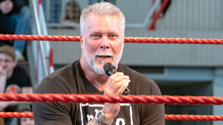 Kevin Nash speaking during the German Comic Con, 2019