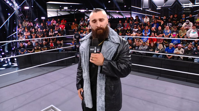 D'Angelo speaking in the ring