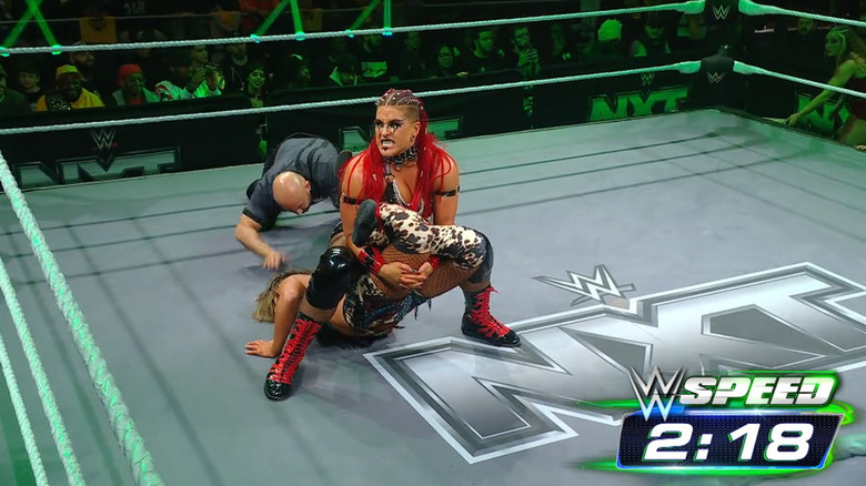 Zaria with a Sharpshooter cinched in on Henley